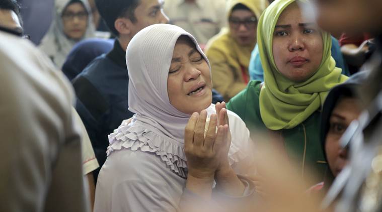 Lion Air flight JT 610, Flight crashes in Indonesian seas, World news, Tamil Indian Express news, Lion Air flight Crashes