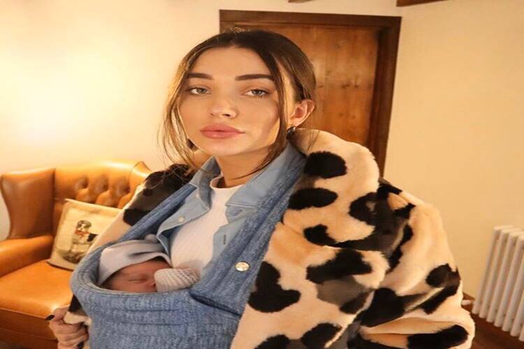 Amy Jackson Motherhood Photos