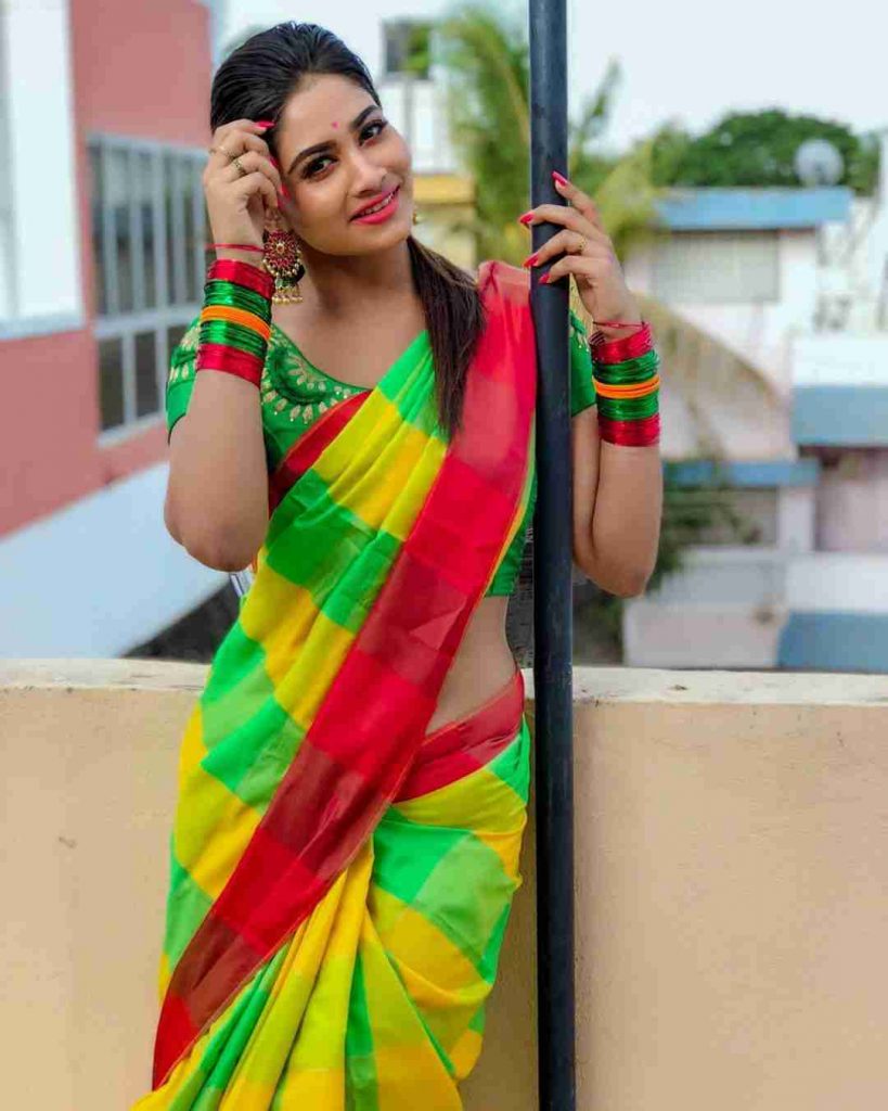 Shivani Narayanan photos