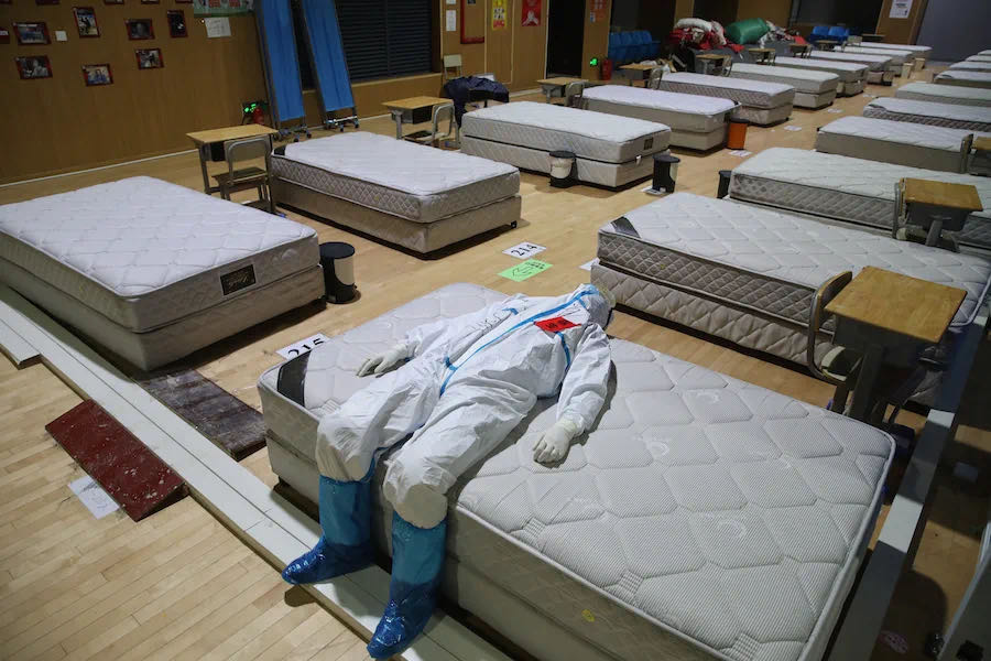 Coronavirus outbreak doctors around the world treating pandemic photo gallery