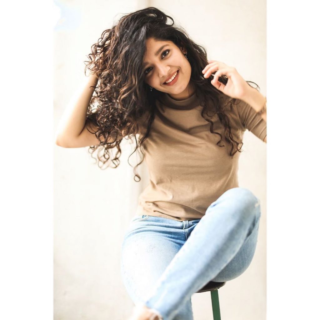 Ritika Singh, Celebrities photo gallery