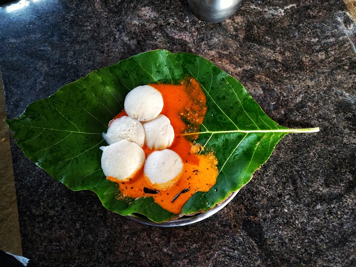 Coimbatore one rupee idli paatti Kamalathaal follows ethic in fixing the price of food