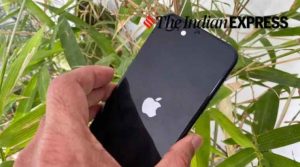 Mobile Phone Tamil News Google Pixel 4a Apple iPhone SE 2020
