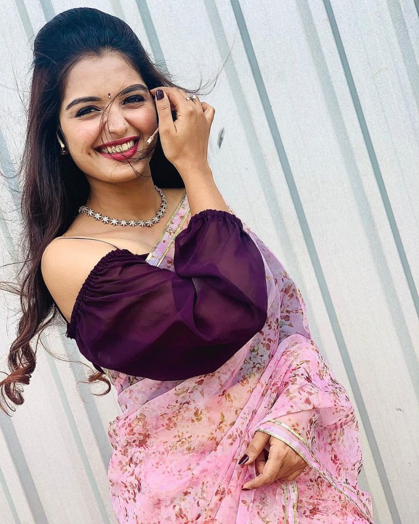 Kaatrin Mozhi Serial, Priyanka M Jain