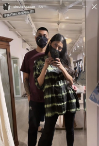 Shruti Hasan landed Chennai with her boyfriend Santanu Hazarika Viral Photos Tamil News