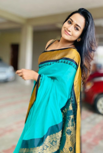 Pandian Stores New Mullai Kavya shares about VJ Chithra Instagram post Tamil News